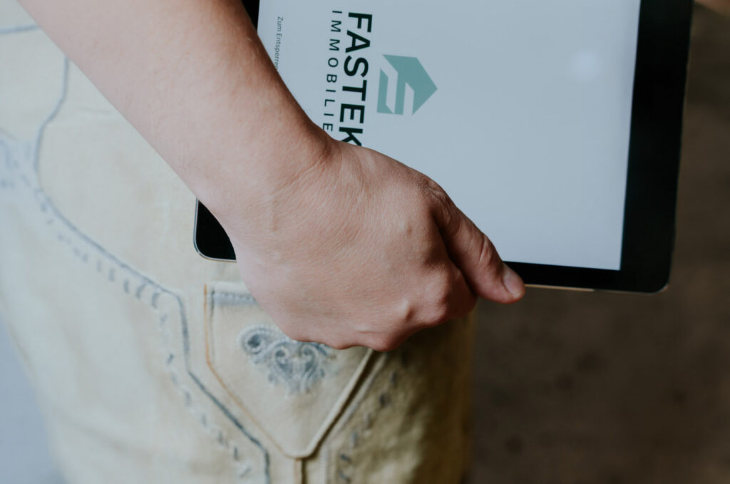 FASTEK Immobilien GmbH Tablet
